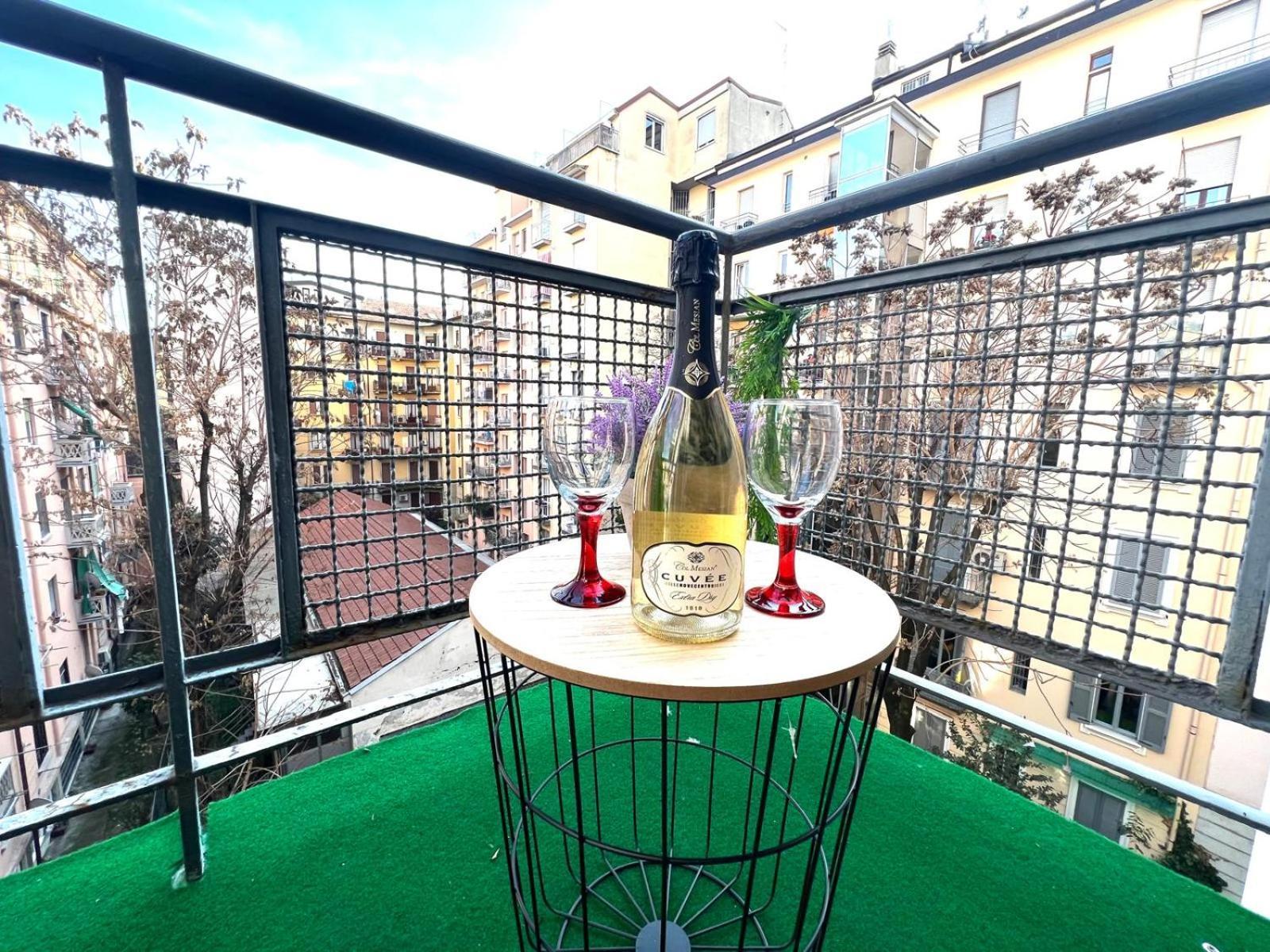 Duomo-Fiera Mi Kheda House With Self Check In Apartment มิลาน ภายนอก รูปภาพ